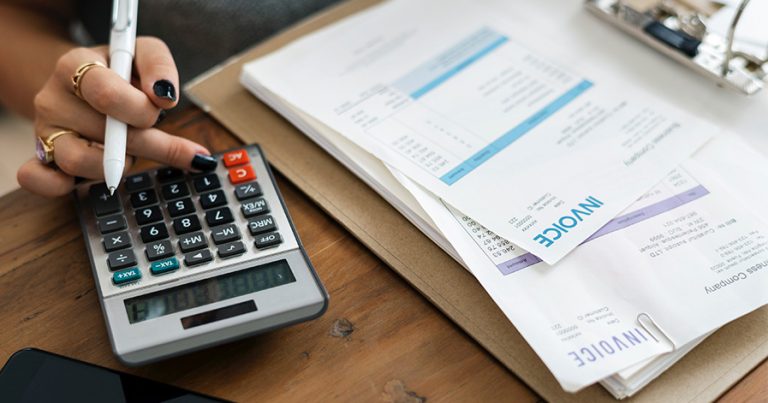 Calculator and invoices